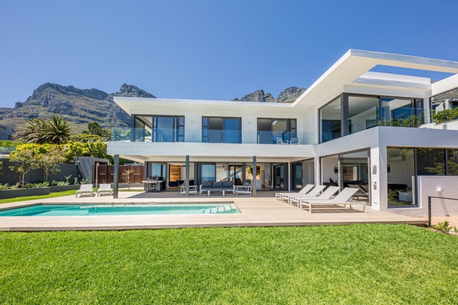 6 Bedroom Property for Sale in Camps Bay Western Cape